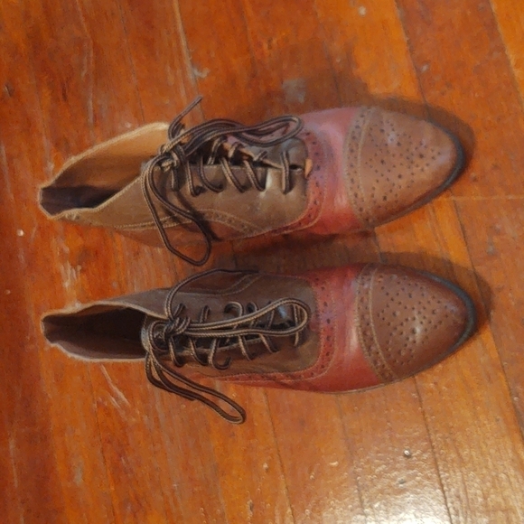 Predictions Cloris Tri-tone Leather Ankle Boots Sz 10 - Picture 2 of 15